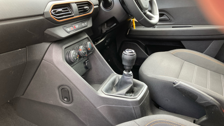 Dacia Sandero Stepway 1.0 TCe Essential 5dr Petrol Hatchback